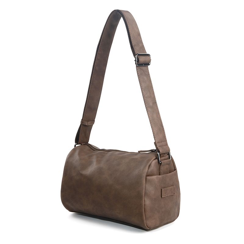 2025 Frühjahr und Sommer Neue Herren Casual Ins Stil Weiche Oberfläche Einfarbig Einzelne Schulter Umhängetasche Modische Vielseitige Tägliche_voghion.com