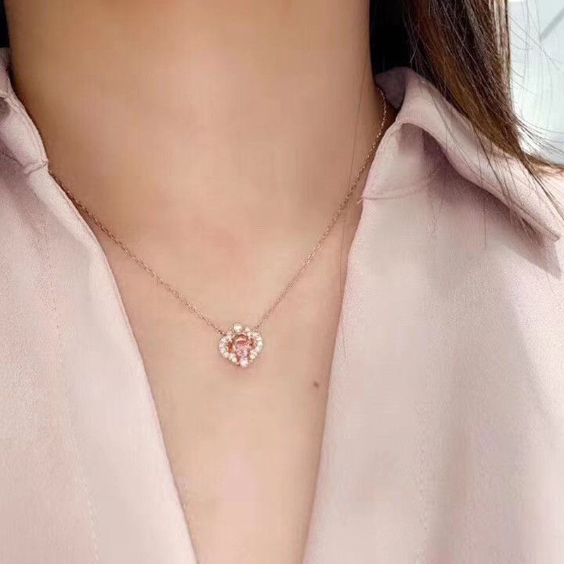 Gioielli da donna Gioielli in oro e argento Gioielli in metallo galvanizzato Collana con quadrifoglio a forma di cuore che batte Elemento femminile Cristallo Catena intelligente per clavicola_voghion.com