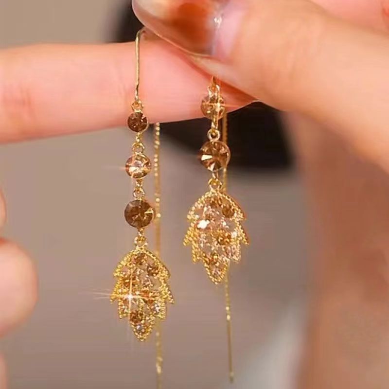 Nappa di nicchia con diamante pieno color caffè super scintillante di alta qualità con temperamento versatile, squisitamente lunga da mostrare_voghion.com