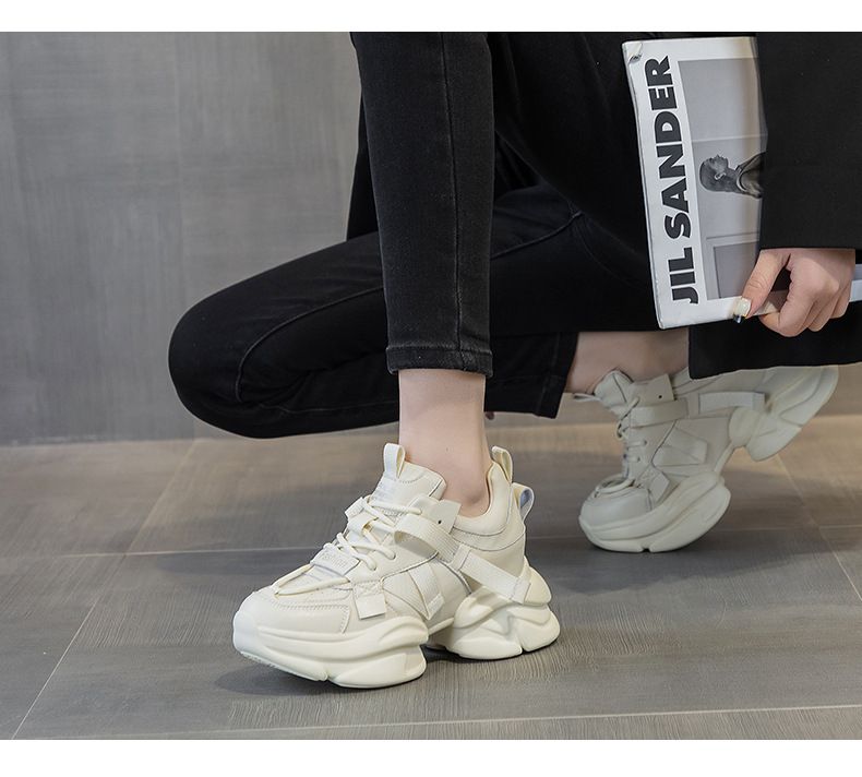 Dickbesohlte Erhöhungsschuhe Tanzschuhe Daddy-Schuhe Lederoberfläche Weiche Sohle Sport Freizeitschuhe Damen_voghion.com