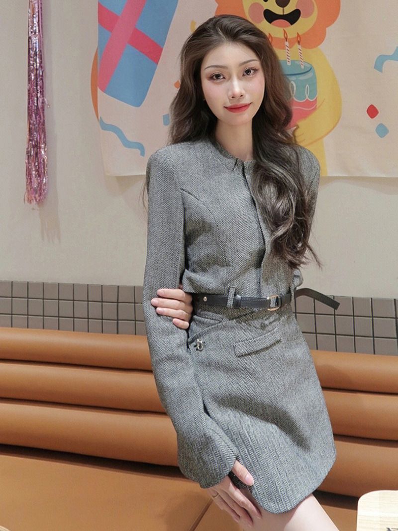 Tendenza di quest'anno: abito profumato da dramma coreano, abito da donna di alta gamma, set di abiti invernali in stile francese._voghion.com