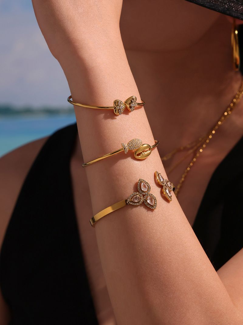 Joyería para mujer, elegante brazalete abierto con diseño de estrella de mar, flor, concha y circonita 5A, ajustable y delicado, diseño único._voghion.com