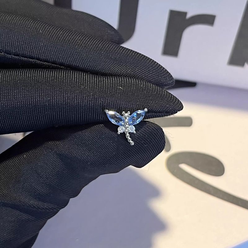 Niche Bow Titanium Steel Heart-Shaped Ear Cochlear Studs, High-End And Minimalist Pentagram Earrings, Women's Earrings_voghion.com