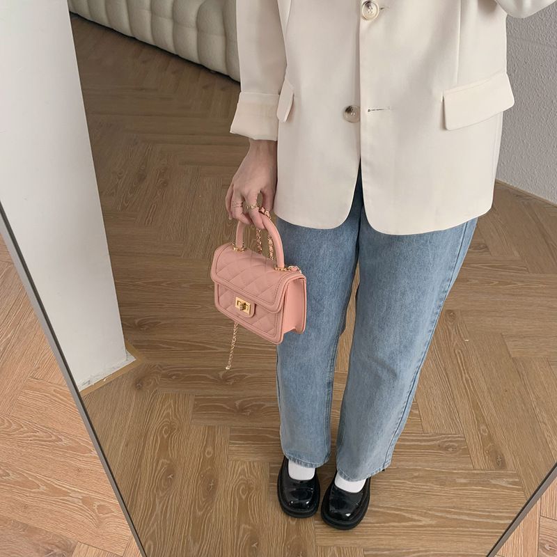 Nuova moda da donna versatile quadrata Tidal piccola profumata Wind Lingge Chain Single Shoulder Crossbody Bag_voghion.com
