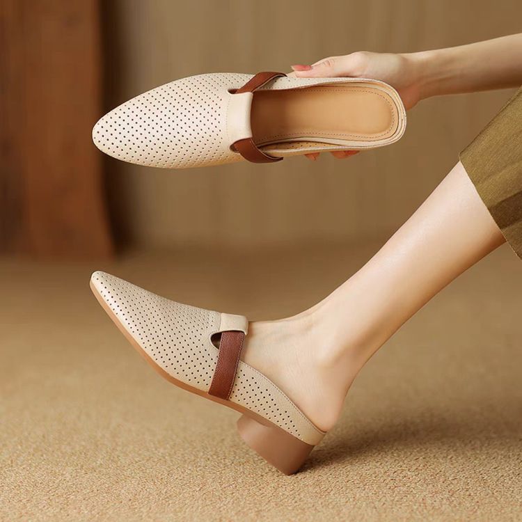 Französische atmungsaktive Hohltaschen-Halbpantoffeln für Damen, weiches Leder, runde Sandalen, faule Muller-Schuhe mit niedrigem Absatz_voghion.com