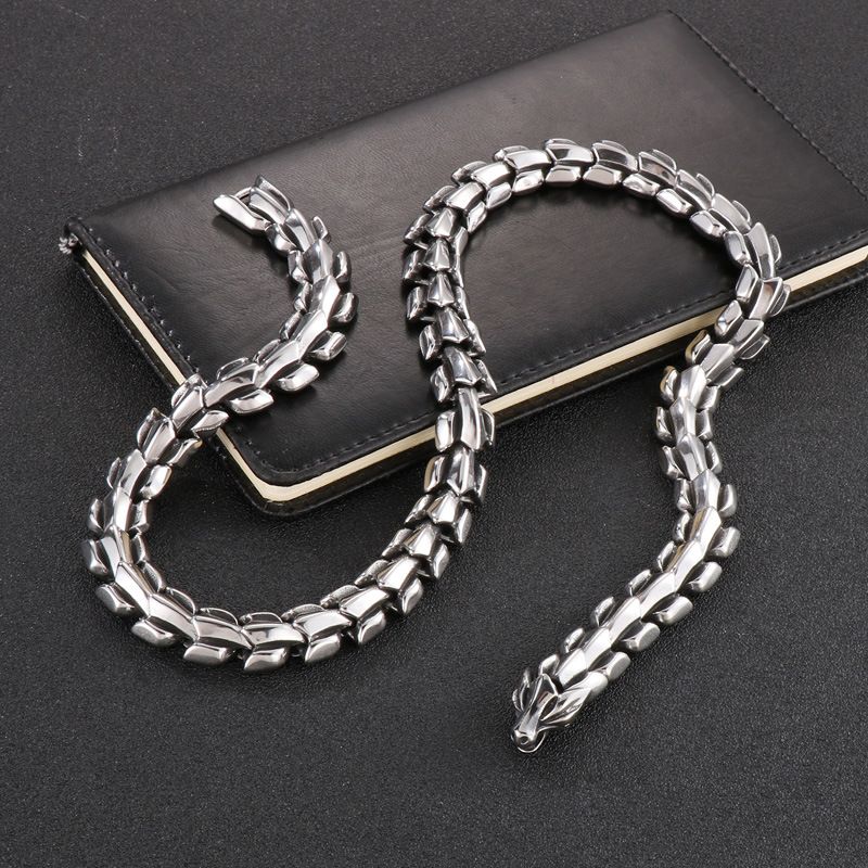 Set di collana e bracciale in acciaio al titanio con scaglie di drago da uomo - Elegante catena unisex con esclusivo design a forma di drago, placcata sottovuoto in vari colori_voghion.com