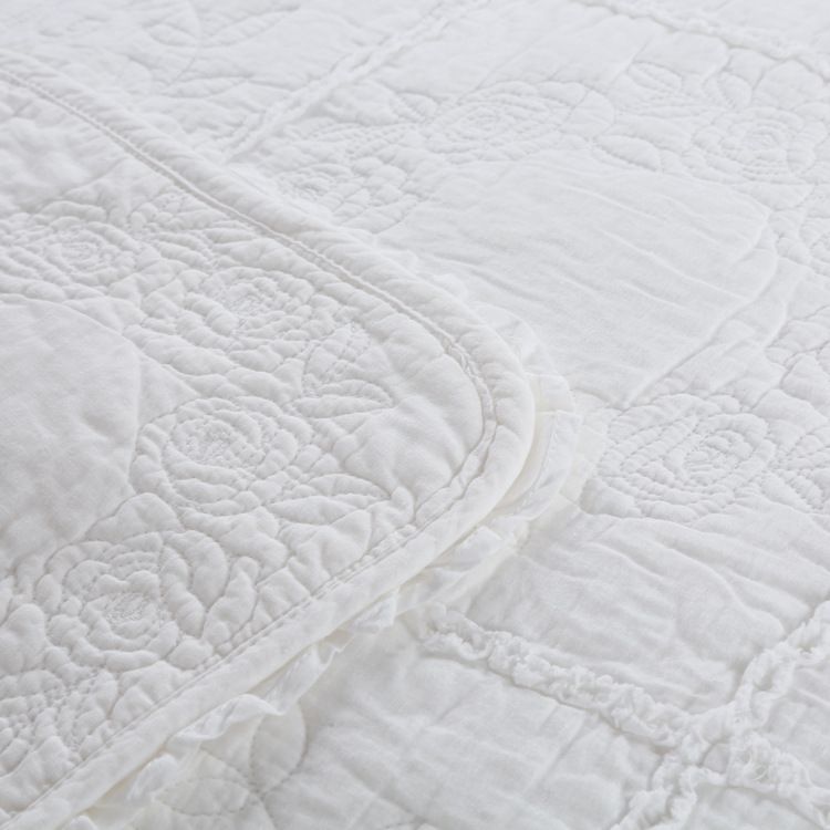 Rosen-Bettwäscheset – Tagesdecken, leichte Sommersteppdecke, Tagesdecke für alle Jahreszeiten – 3-teilig (1 Steppdecke, 2 Kissenbezüge)_voghion.com