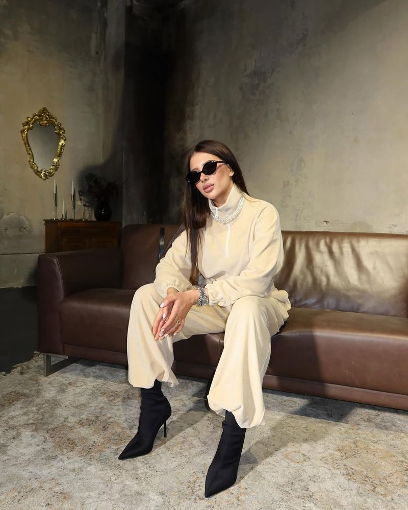 Women's Clothing Loose Zipper Retro Streetwear Zip-Up Hoodie & Pants Set – Oversized Fit, Stand Collar, Solid Color Essentials In Beige (S/M/L/XL)_voghion.com