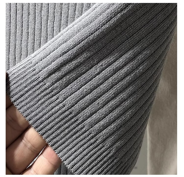 Herrenbekleidung Gestreiftes, kontrastfarbenes, kurzärmliges Poloshirt aus Strick für Herren, neue Sommerkleidung, hochwertiges, lässiges, atmungsaktives Revers-T-Shirt_voghion.com