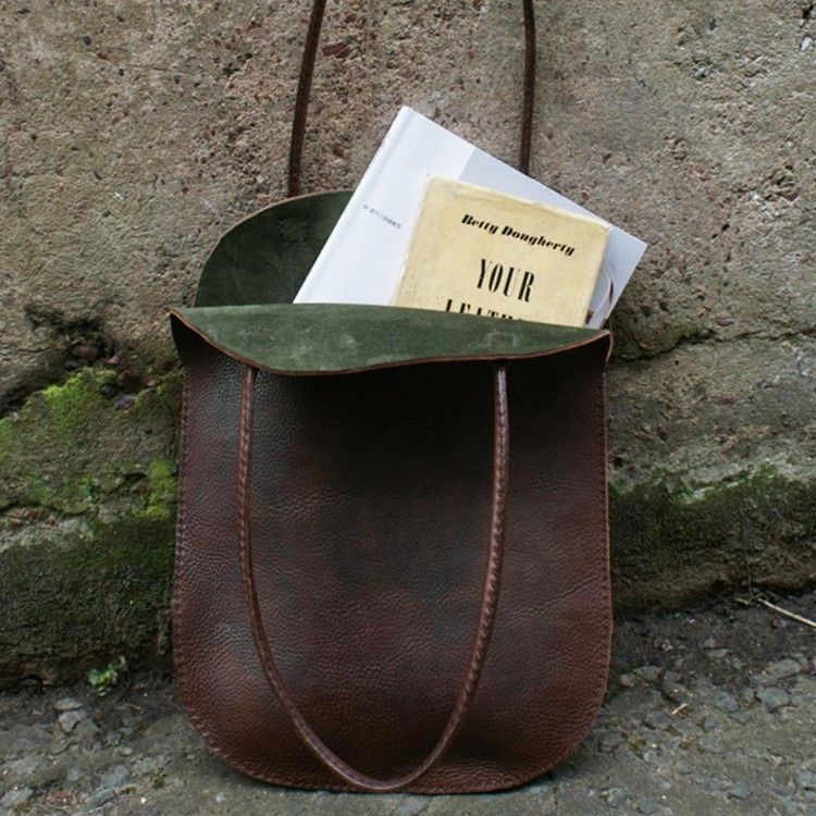 Borsa da donna a tracolla leggera, alla moda, con tracolla quadrata verticale morbida e dal design alla moda._voghion.com