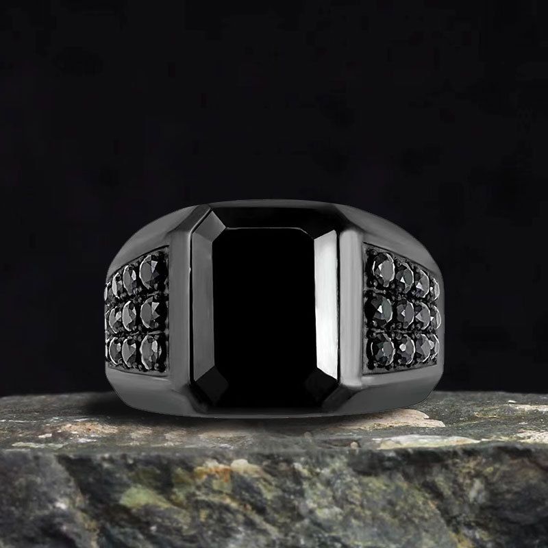 Totem Pattern Zircon Ring For Men Punk Dark Gothic Cool Style Fashion Jewelry_voghion.com