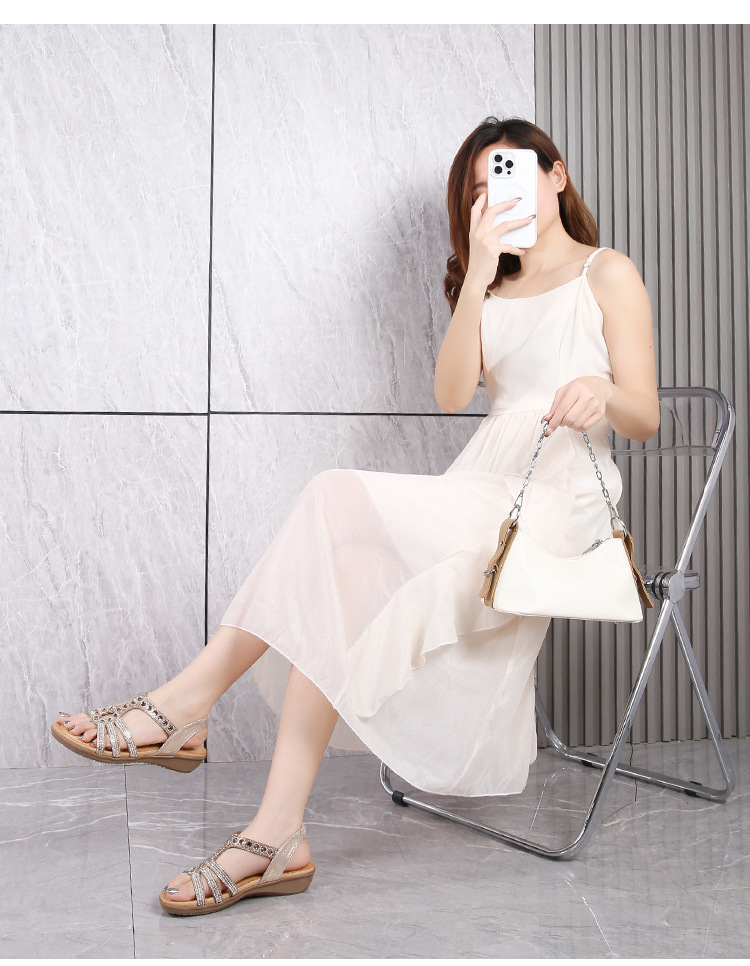 2024 Sommer Neue Damenschuhe im böhmischen Stil mit Sandwich-Perlen und Diamantschnalle im Wasserstil und Gummiband im elastischen Absatz_voghion.com