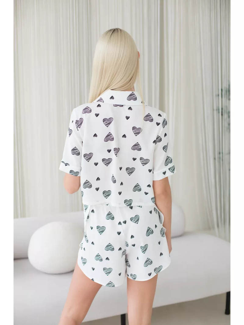 Dames pyjamaset met hartjesprint, vest, korte mouwen en splitzoom, comfortabele casual loungewear_voghion.com