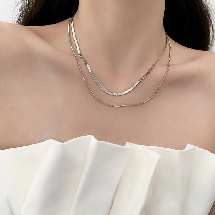 Collana coreana a doppio strato, stile hip-hop minimalista, a forma di serpente corto, alla moda, in acciaio al titanio, per uomo e donna._voghion.com