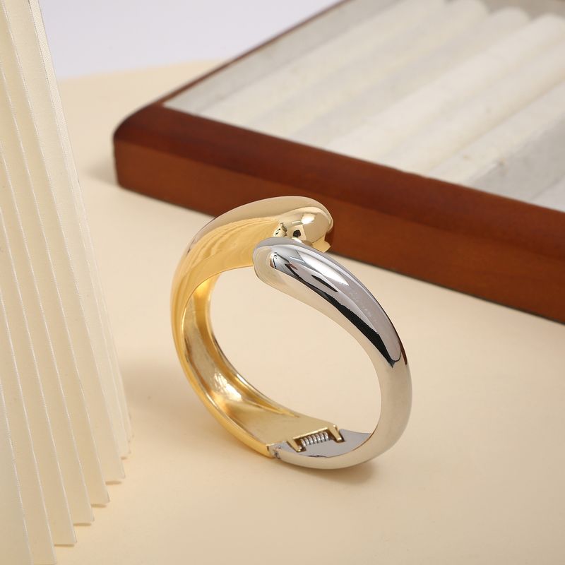 Alloy Glossy Fashion Personality Water Drop Two-tone Asymmetric Open Bracelet Minimalist Style For Women_voghion.com