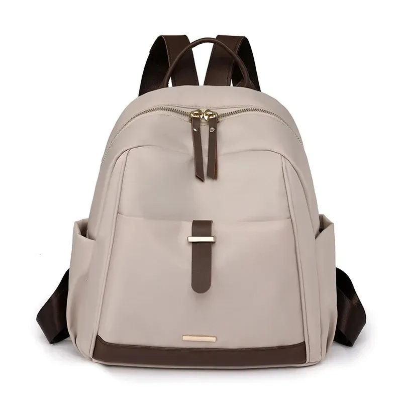 Alla moda e versatile, questo ultimo zaino da donna in nylon è perfetto per studenti, studenti universitari, pendolari e impiegati._voghion.com