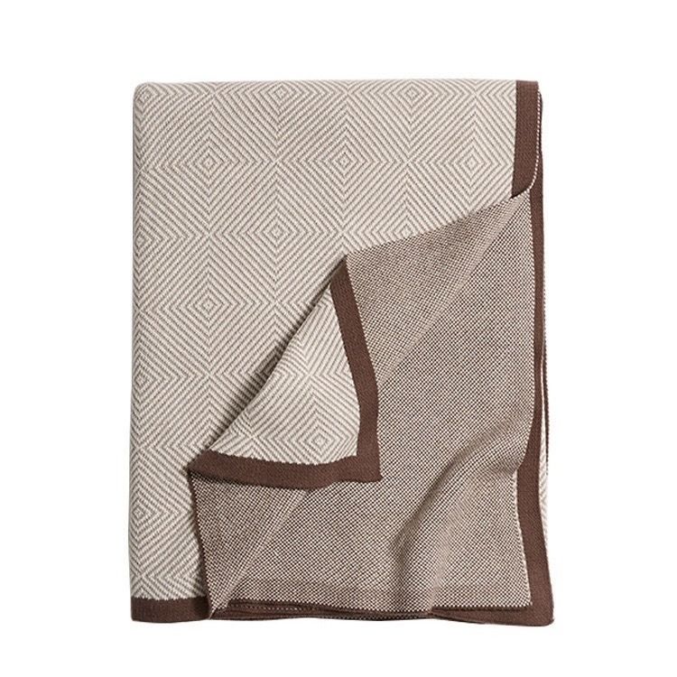 Q3Y Light Luxury Nordic Style Air Conditioning Nap Sofa Throw Bed Airplane Blanket_voghion.com