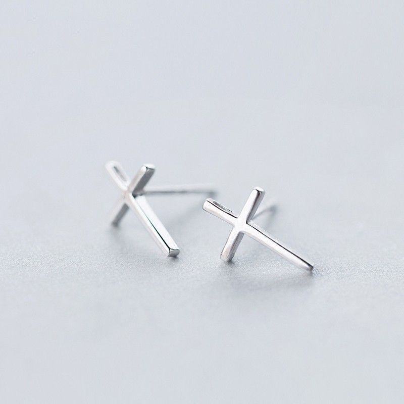 Orecchini unisex alla moda, versatili, semplici ed eleganti, in stile coreano con croce in argento_voghion.com