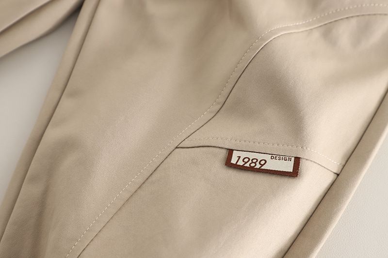 Conjunto de tres piezas de chaqueta cárdigan a cuadros con estilo para bebé, sudadera con capucha informal de estilo nuevo para primavera y otoño de 2025 para niño._voghion.com