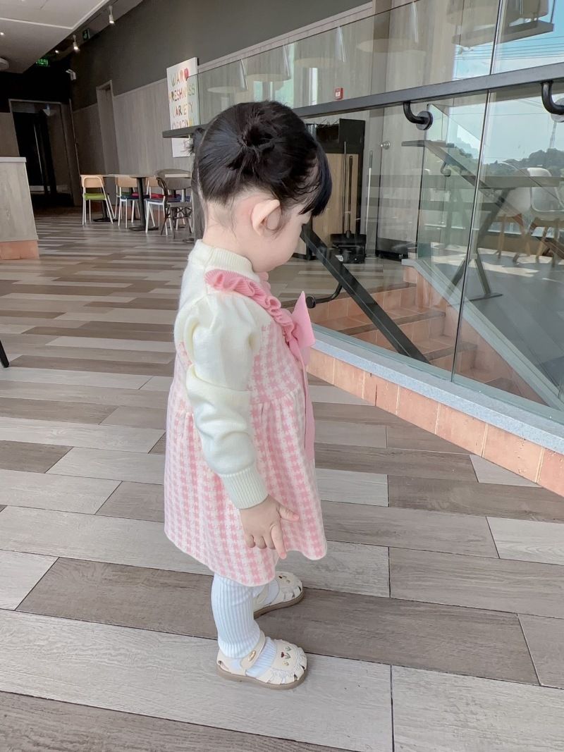 Mädchenkleid, ausgefallenes kleines Mädchen, süßer Strickpullover mit Schleife, Kinderkleid_voghion.com