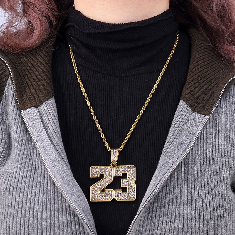 Collana unisex alla moda con ciondolo a forma di basket 23 con diamanti, gioielli hip hop unisex di grande vendita_voghion.com