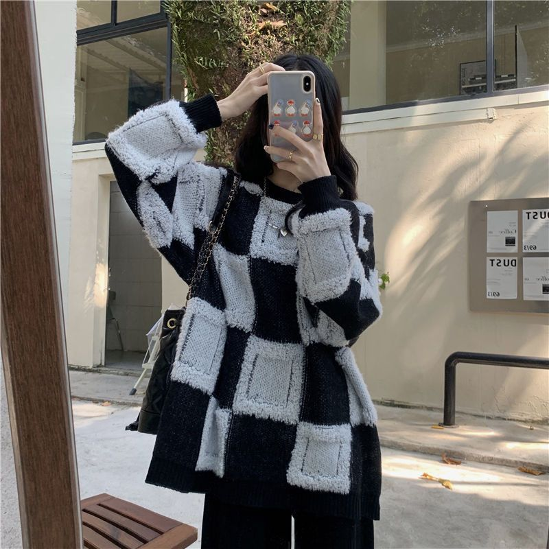 Retro checkerboard plaid sweater for women in autumn and winter thickened outer wear loose lazy style pullover round neck sweater top_voghion.com