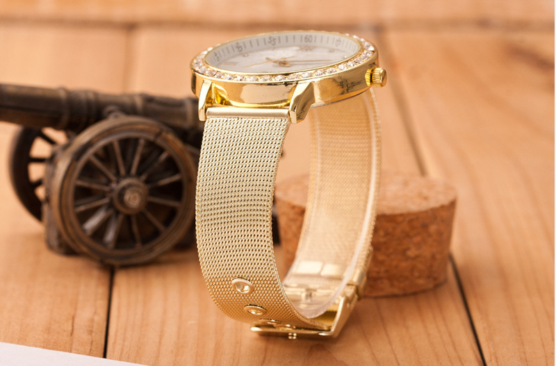Nouvelle montre la plus vendue, maille de diamant brillante à la mode avec lignes, montre miroir de ligne de soleil en marbre pour femmes_voghion.com