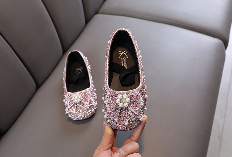 Scarpe da spettacolo per mamma e bambini Scarpe da principessa con paillettes Versione coreana Scarpe da bambina con cristalli Fondo morbido_voghion.com
