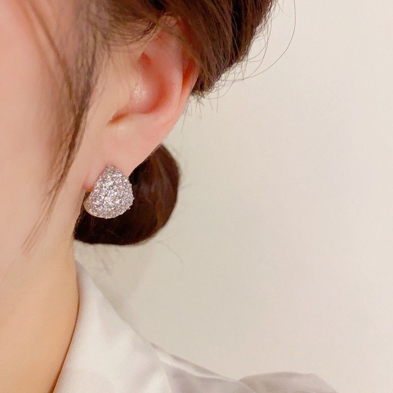 Orecchini eleganti con goccia d'acqua in zircone argento super lucido, design unico di nicchia alla moda_voghion.com