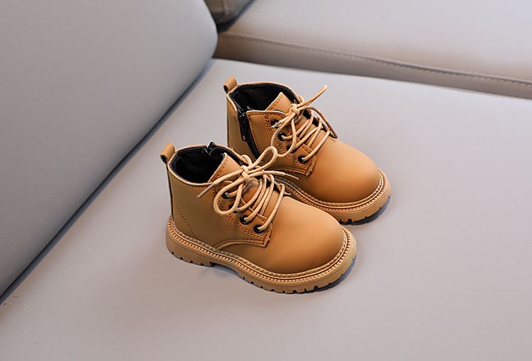 Children's autumn and winter British solid color simple short boots boys fashion Martin boots side zipper girls soft bottom single boots_voghion.com