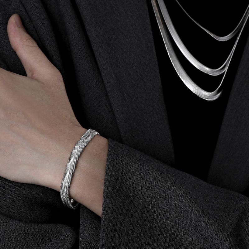 New Ins Cool Trend Cold Style Hip Hop Cool Titanium Steel Chain Personality Jewelry Wide Soft Snake Bone Chain_voghion.com