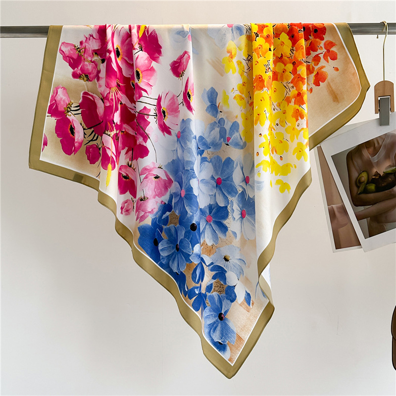 Sciarpa di seta da 90 cm, modello in twill di velluto, moda floreale, scialle da viaggio primavera/estate, protezione solare, pendolarismo semplice_voghion.com