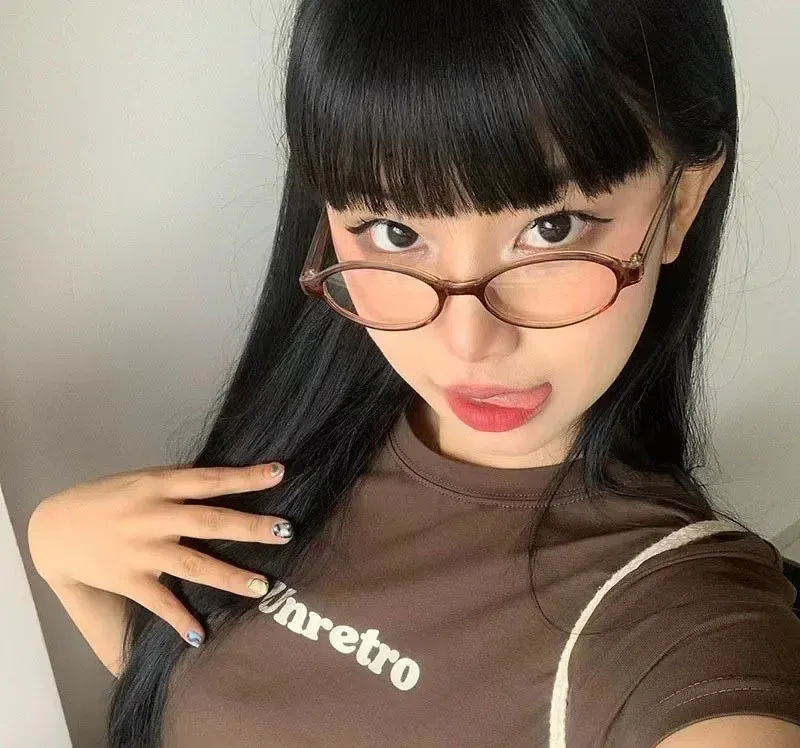 Modischer japanischer ovaler Retro-Rahmen für Frauen, Y2K, Ins, ohne Make-up, schlichte Männer und Mädchen, süße dekorative Computerbrille_voghion.com