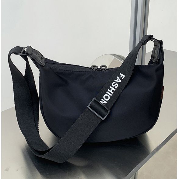 Borsa a tracolla grande e capiente in tessuto Oxford impermeabile per donna, stile casual sportivo, versatile e di nicchia._voghion.com