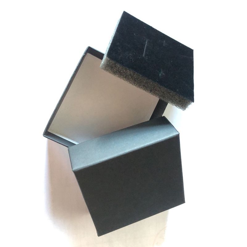 Scatola di imballaggio universale per gioielli con catena cubana in carta kraft di alta qualità Scatola regalo con coperchio in carta Heaven and Earth 7*7*3_voghion.com