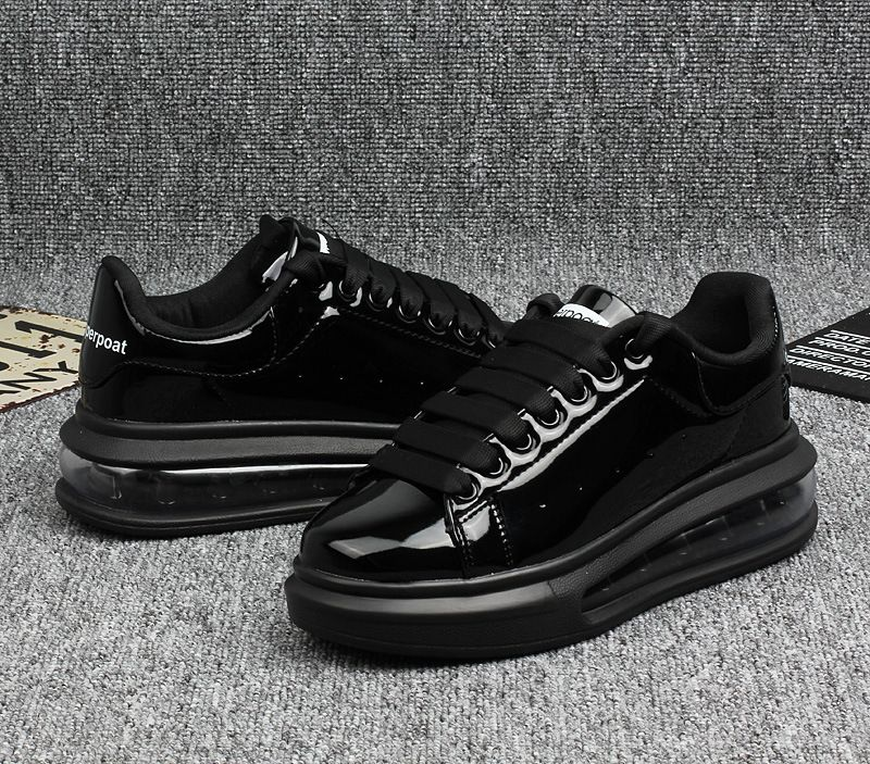 Scarpe piccole bianche in pelle verniciata Modelli da donna S Coppia Muffin con suola spessa Cuscino d'aria Fondo Skateboard Sport_voghion.com