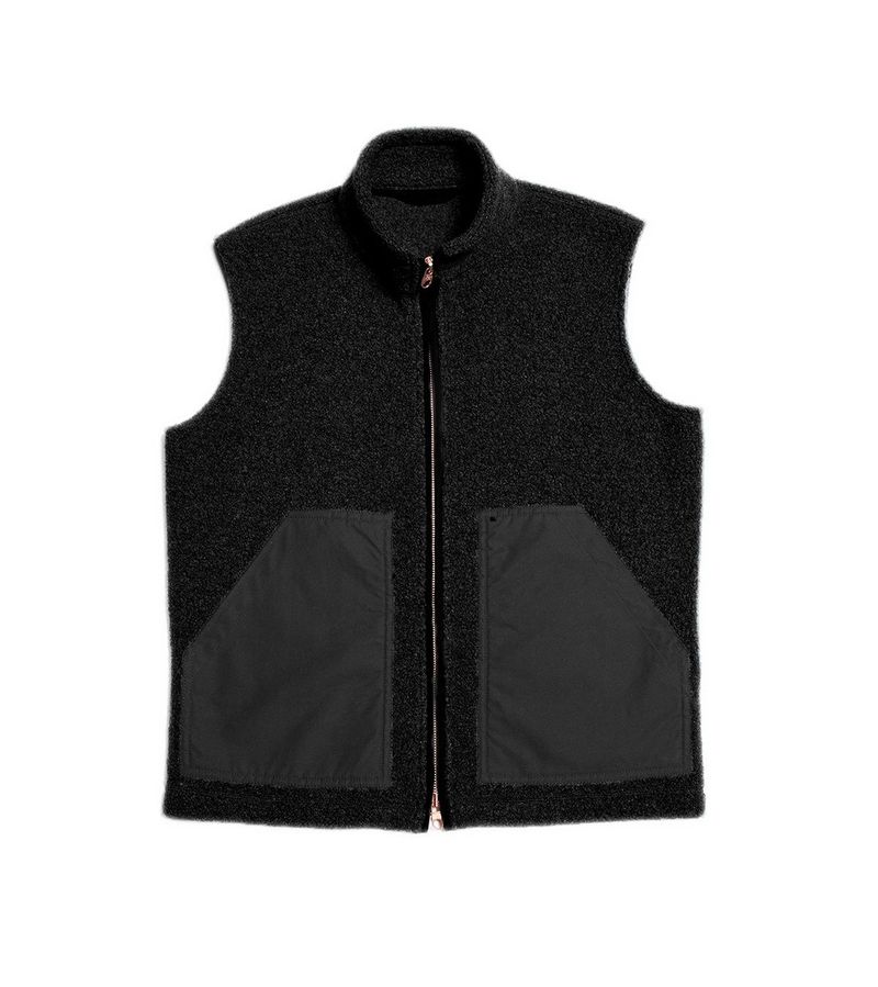 2025 Autumn And Winter Men's Fashion Lamb Wool Vest Large Pocket Vest Stand-up Collar Splicing Vest Men_voghion.com