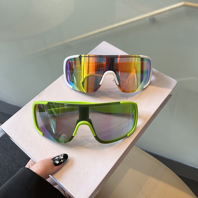 2024 Nouvelles lunettes de cyclisme de nuit en plein air Lunettes de cyclisme sur route de sport pour hommes Lunettes coupe-vent à grand cadre Transparent_voghion.com