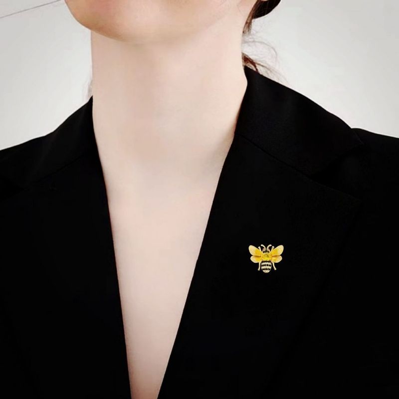 25 New Fashion Cute Little Bee Zircon Brooch Women's High-end Sweater Corsage Suit Cheongsam Pin Accessories_voghion.com