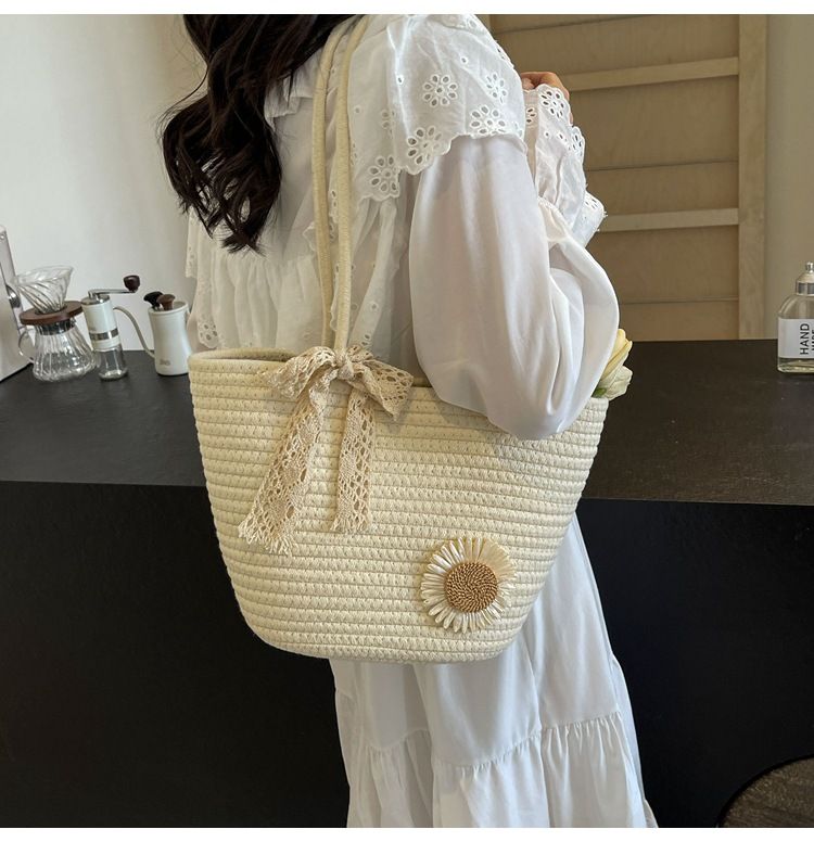 Borsa da spiaggia per le vacanze Instagram Tote fatta a mano intrecciata ad alta capacità per l'inizio della primavera 2024 per le donne_voghion.com