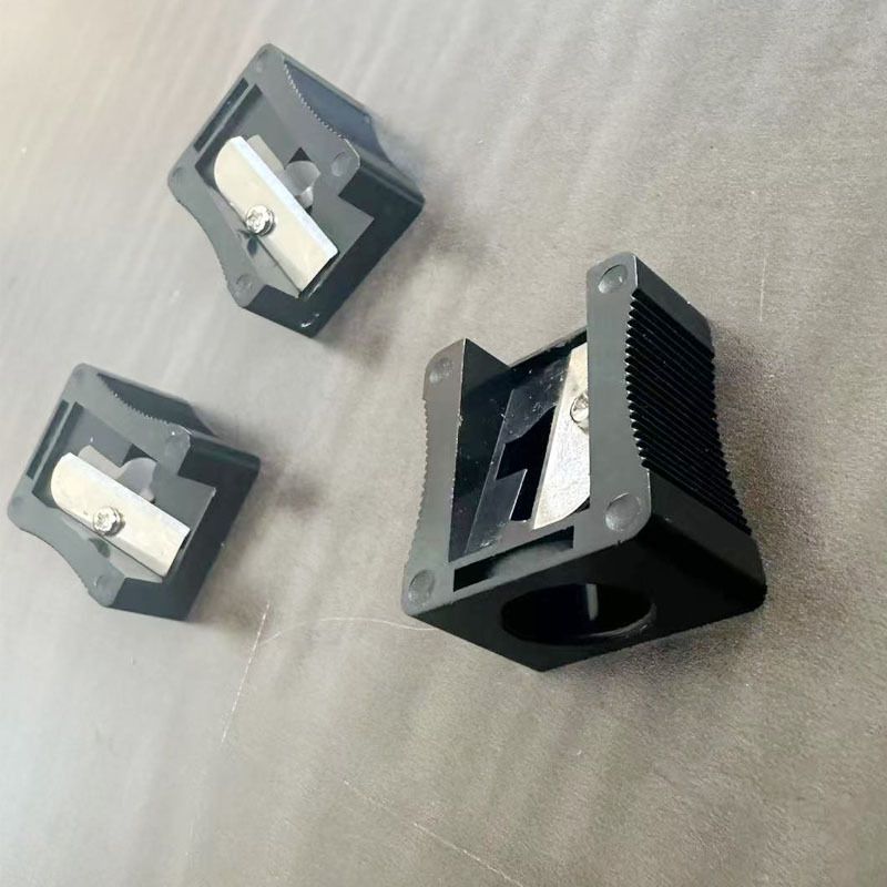Large Hole Makeup Pencil Sharpener - Plastic Eyebrow Pencil Sharpener Tool For Precise Pointed Tips, Compact & Lightweight (Black)_voghion.com