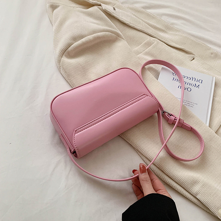 Nische Design Silber Kleine Tasche Frauen 2023 Neue Mode Schulter Kleine Quadratische tasche sommer ins textur Messenger tasche_voghion.com