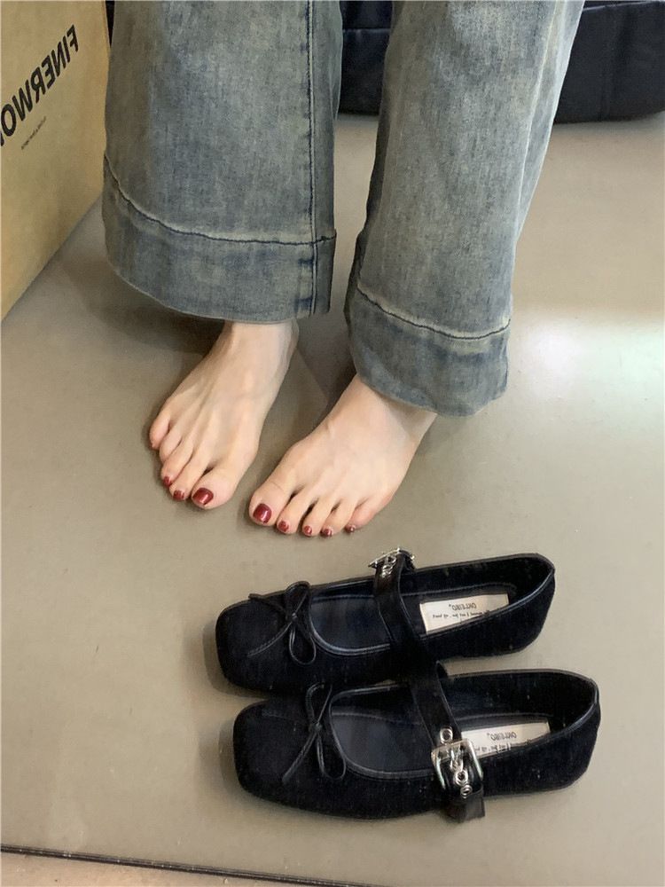 Chaussures Mary Jane plates à bout carré pour femmes, nouvelle collection automne 2025, avec nœud papillon et boucle de ceinture argentée_voghion.com