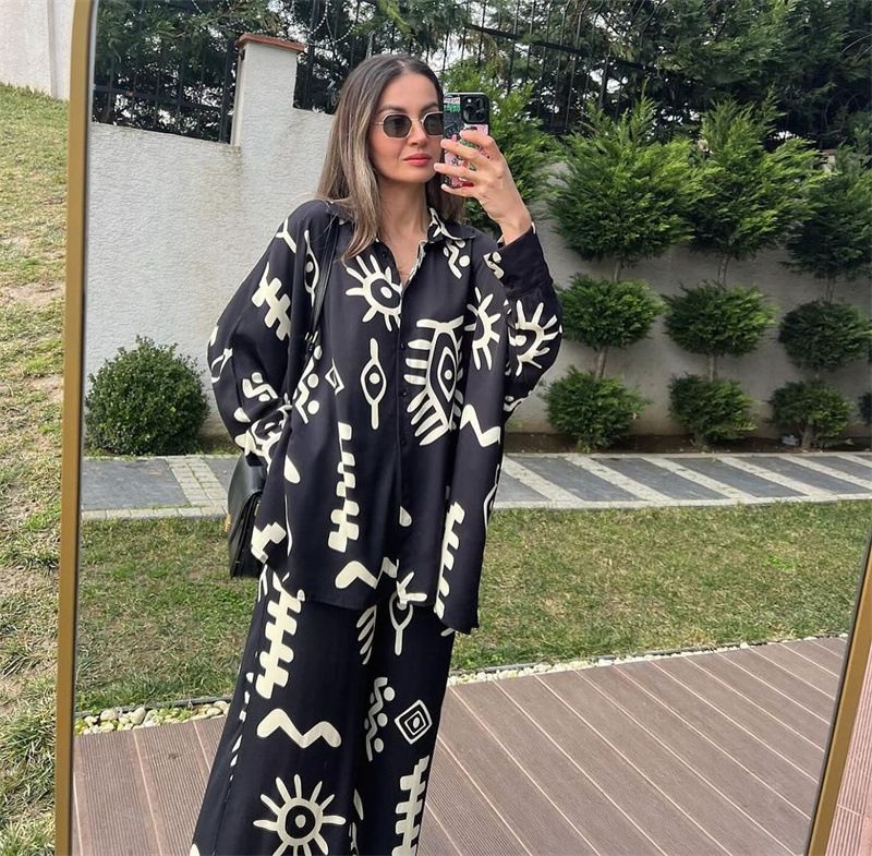 Abbigliamento da donna spot abbigliamento da donna 2024 nuova moda top larghi stampati con lacci pantaloni a vita alta gamba larga set due pezzi_voghion.com
