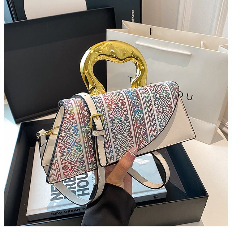 French Shell 2024 New Trendy Western style Electroplated Handbag Printed Splicing Bag_voghion.com