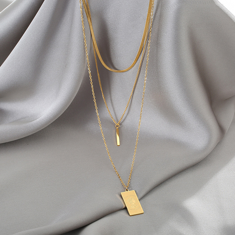 European and American fashion multi-layer stacking long square queen head titanium steel pendant irregular simple versatile necklace_voghion.com