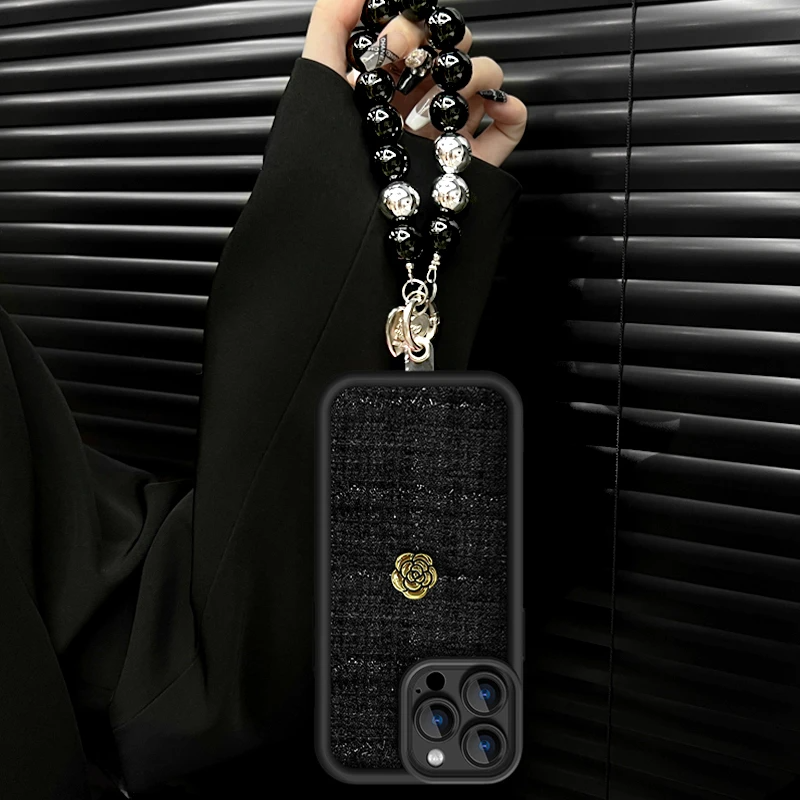 Elegante custodia per telefono con cordino 3D a forma di fiore di camelia dorata per iPhone 16 15 14 13 12 11 Pro Max Plus, protezione per obiettivo, antiurto_voghion.com