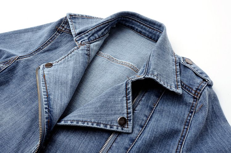 Damenbekleidung Slim Fit Stretch-Jeansjacke Kurzer Blazer im Biker-Stil mit Stehkragen_voghion.com
