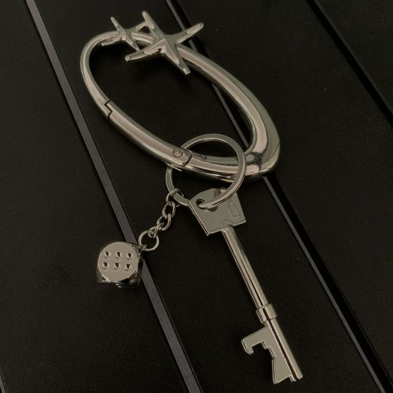 Stylish Ellipse Keychain With Unique Dice & Bottle Opener - Trendy Minimalist Accessory For Keys & Bags Keychain Bag Ainworth Niche Trend Dice_voghion.com