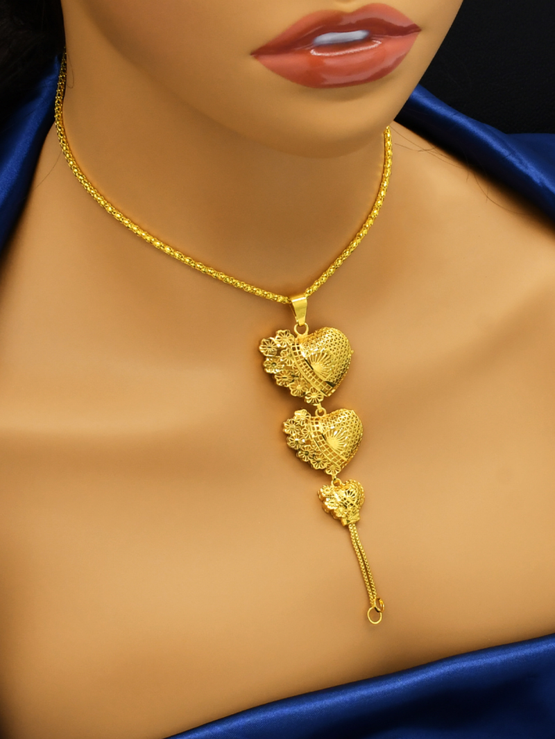 Collana in oro sabbia Dubai, ciondolo a forma di cuore con fiocco di fiori nigeriano, vetrina per gioielli all'ingrosso transfrontaliero_voghion.com